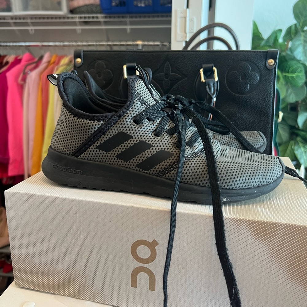 ADIDAS 🤍 Cloudfoam Pure Sneaker 6.5